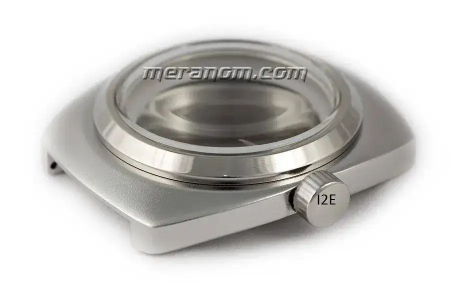 Amphibian-09-Clean-Bezel-max-900.webp