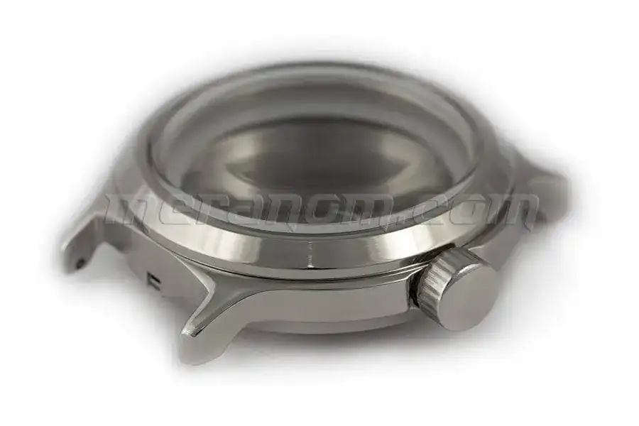 Amphibian-42-Clean-Bezel-max-900.webp