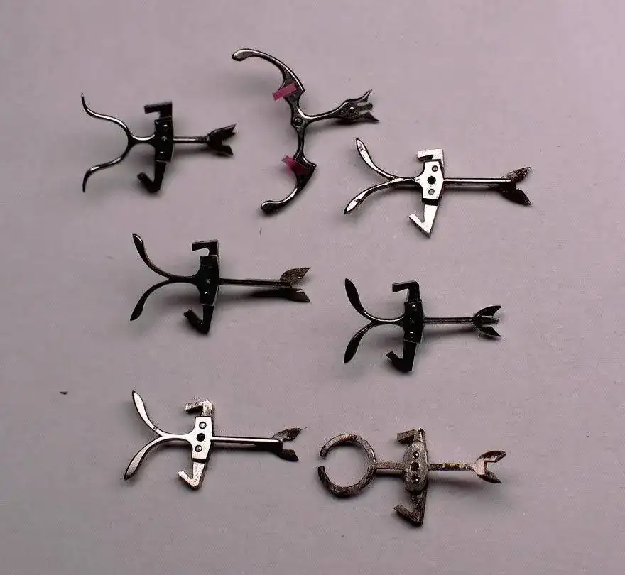 Ancres Moustaches.webp