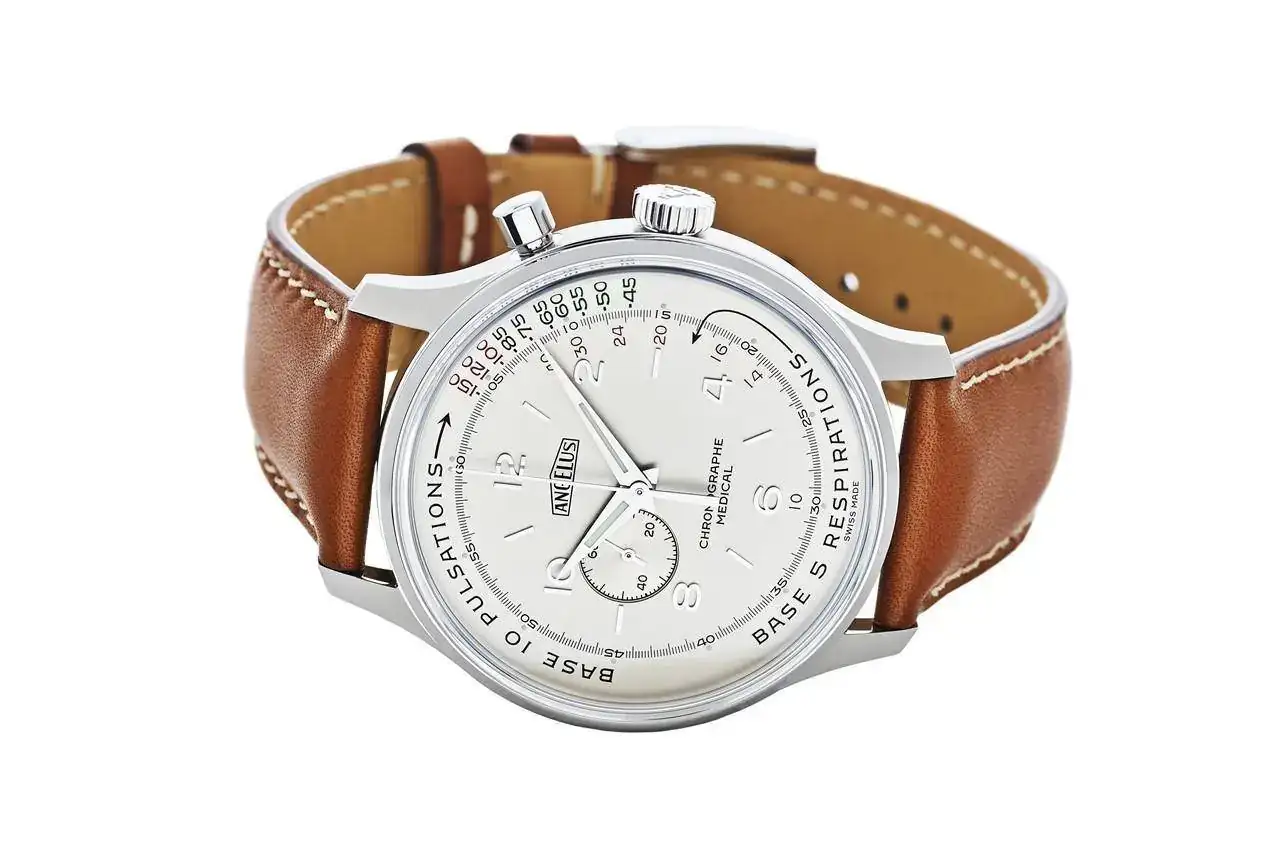 Angelus_Massena 1.jpg