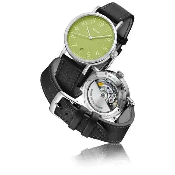 antea-back-to-bauhaus-antea-back-to-bauhaus-365-gruen-automatik-top-eta-schwarzes-band.webp