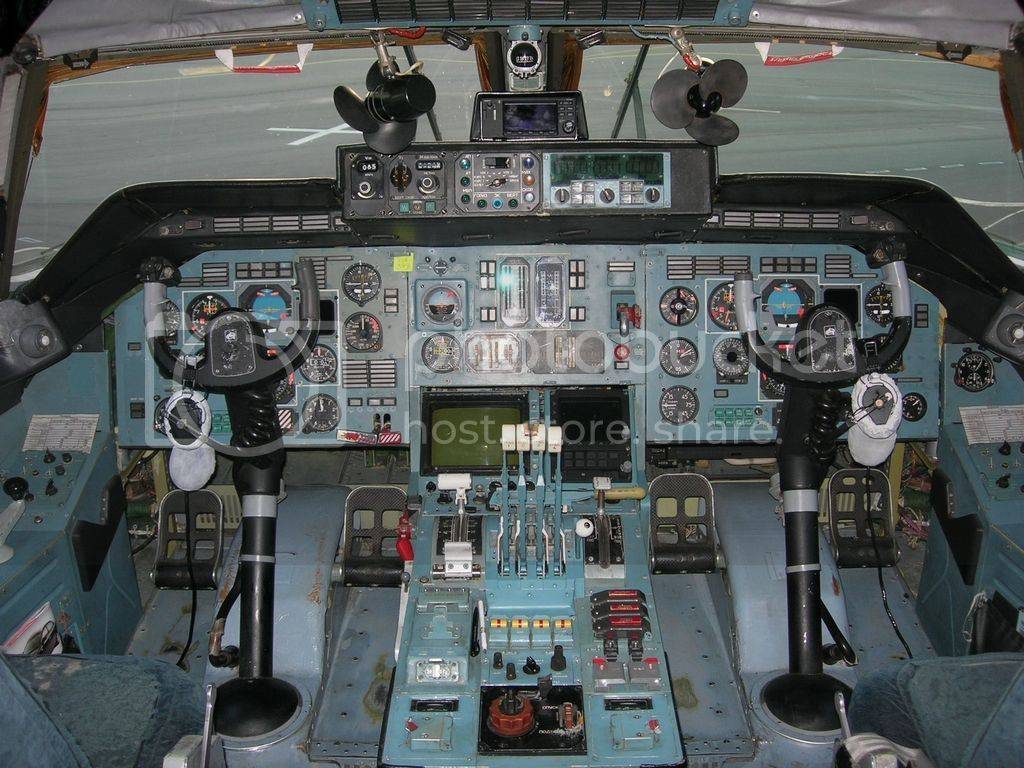 Antonov%20An-225_zpsccgemnor.jpg