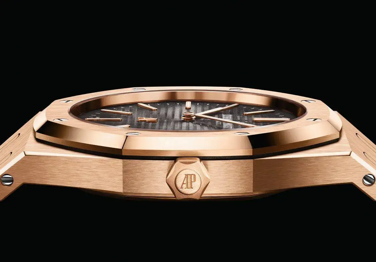 AP Royal Oak oro rosa 3.jpeg