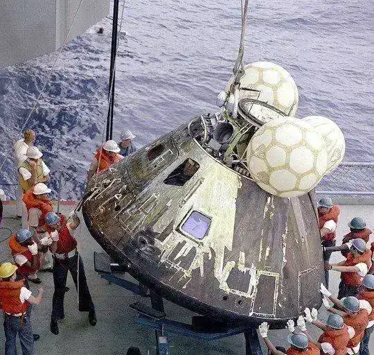 apollo-13-60613_960_720.jpg
