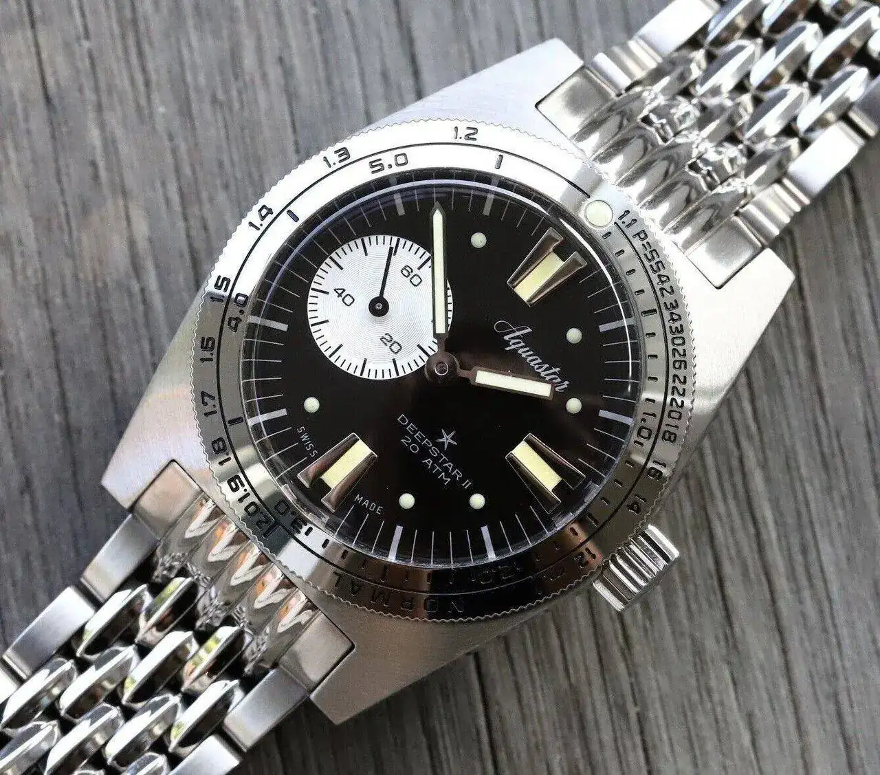Aquastar+Deepstar+II+Steel+Grey+on+Bracelet+-+2022+Watch+Vault+03.jpeg