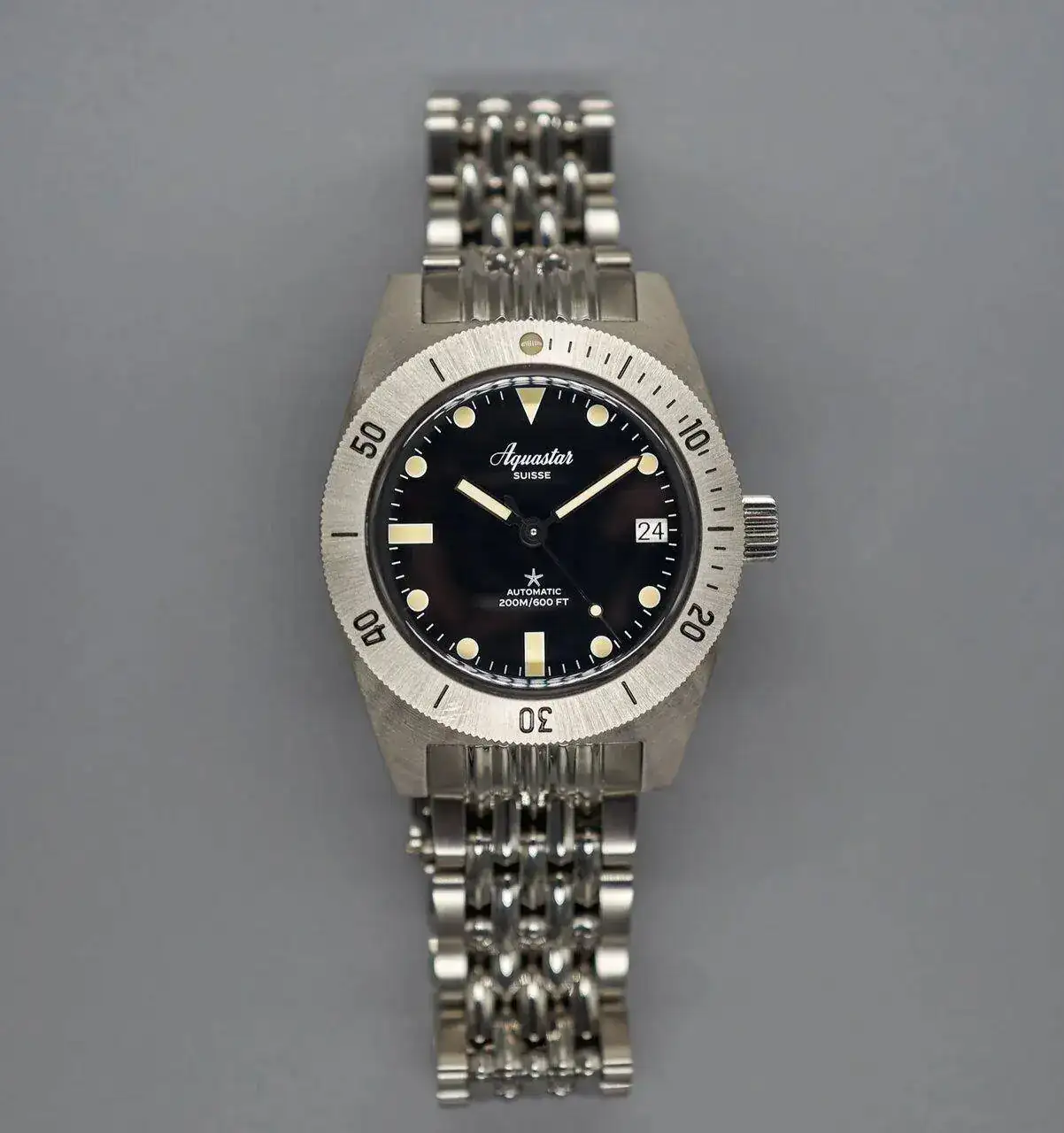 Aquastar-Model-60-Dive-Watch-2023-Underwater-Diving-Review-2.webp