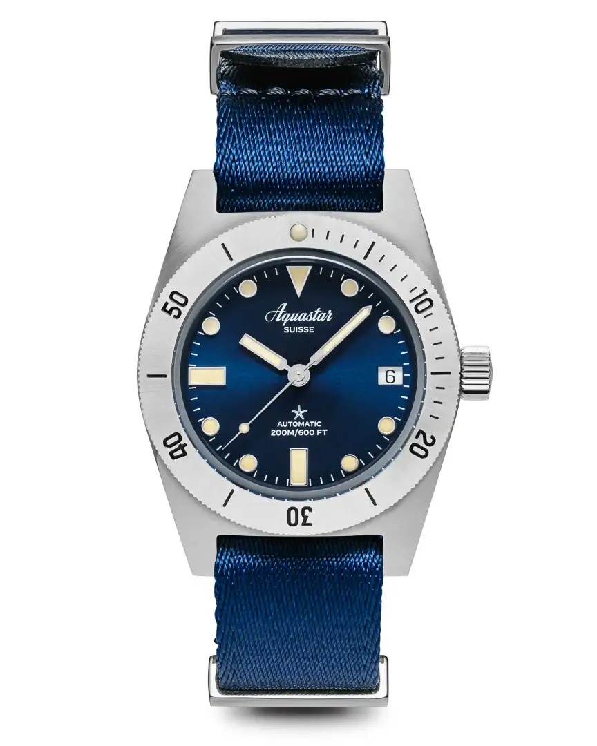 aquastar60-hero-blue-NATO-05.webp
