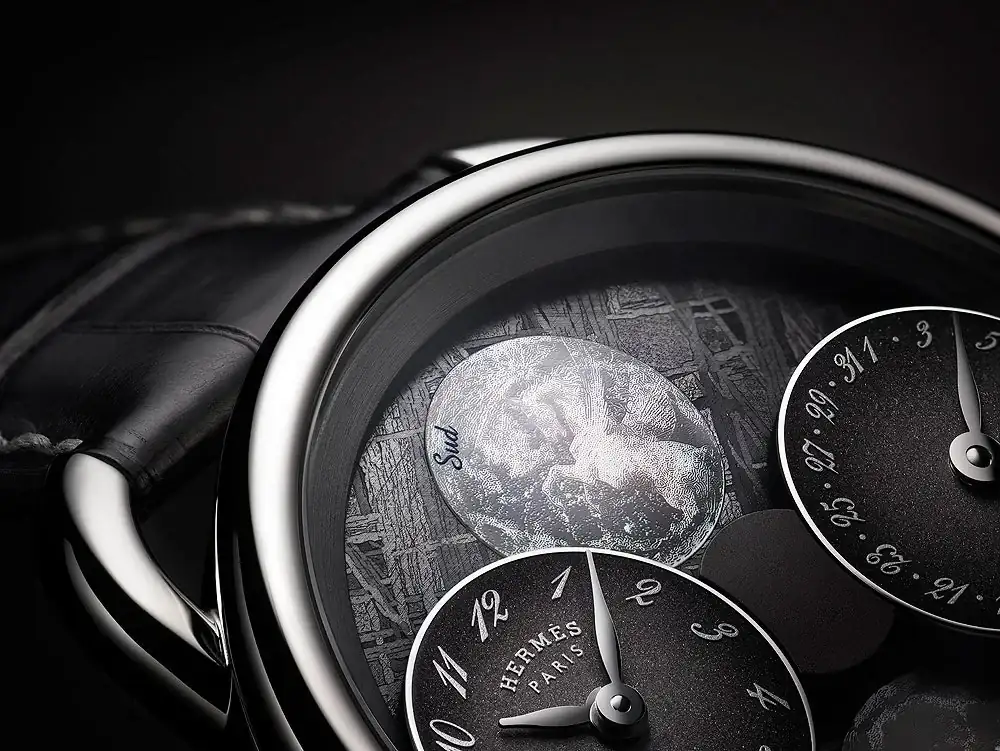 Arceau-L-heure-de-la-lune-meteorite-dial-moon-1000.webp