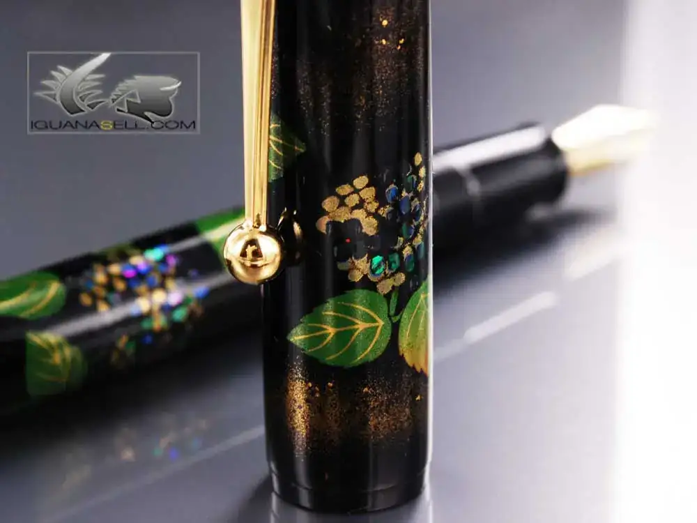 ari-Royale-Urushi-Red-lacquer-Fountain-Pen-60504-2.webp
