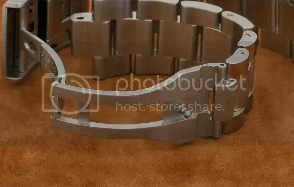Armsyoris2010ok.webp