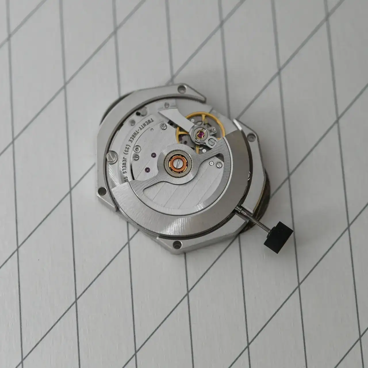 Reloj Amida Digitrend Driver Casquette reedición 2024 automático - reseña - 10