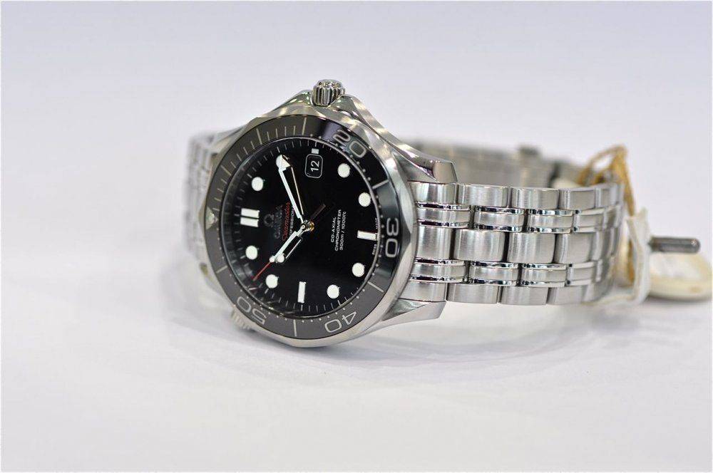 aster-diver-black-dial-steel-bracelet-mens-watch-4.jpg