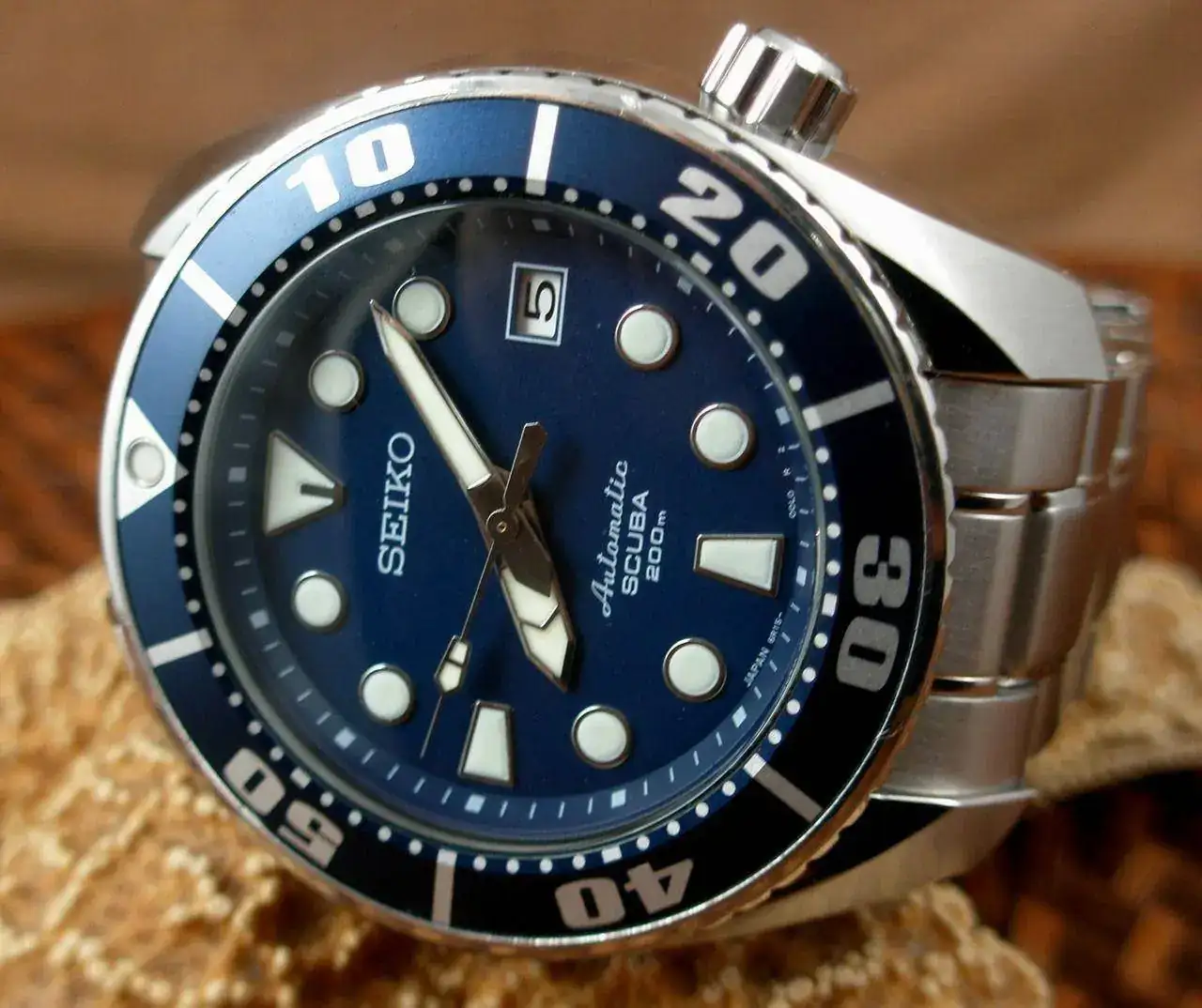 atch-blue-sbdc003-mint-seiko-sumo-blue-dial-superb.webp
