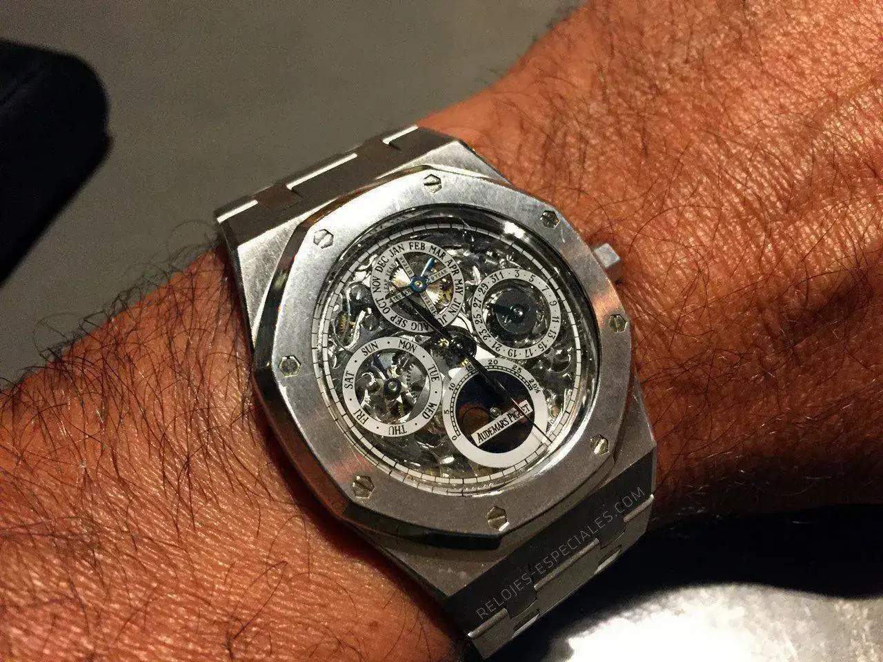 Audemars%20Piguet-perpetual.webp