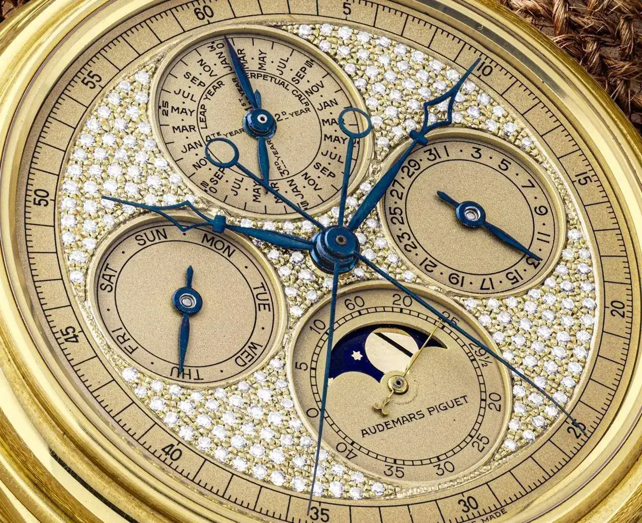 Audemars Piguet - Lot 2303.JPG