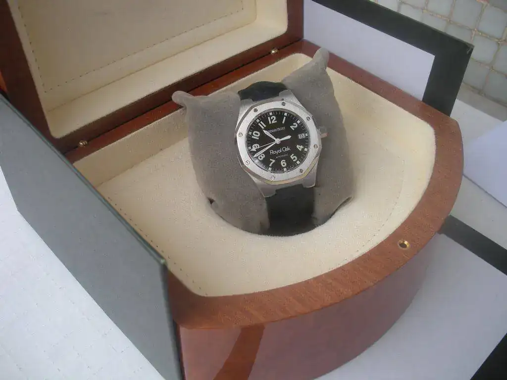Audemars-Piguet-Royal-Oak-14800st-103.webp