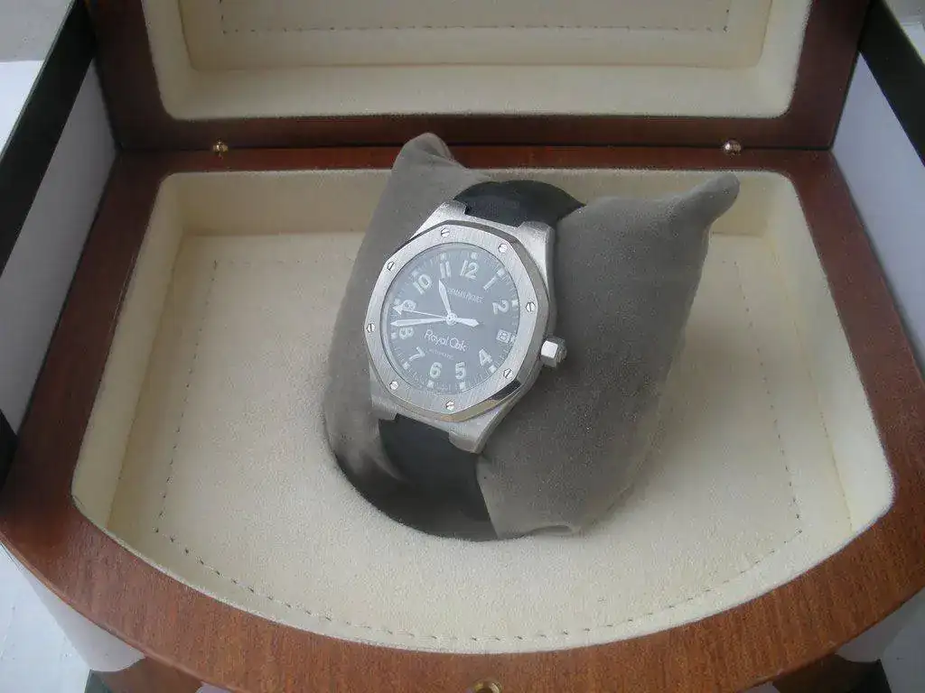 Audemars-Piguet-Royal-Oak-14800st-105.webp