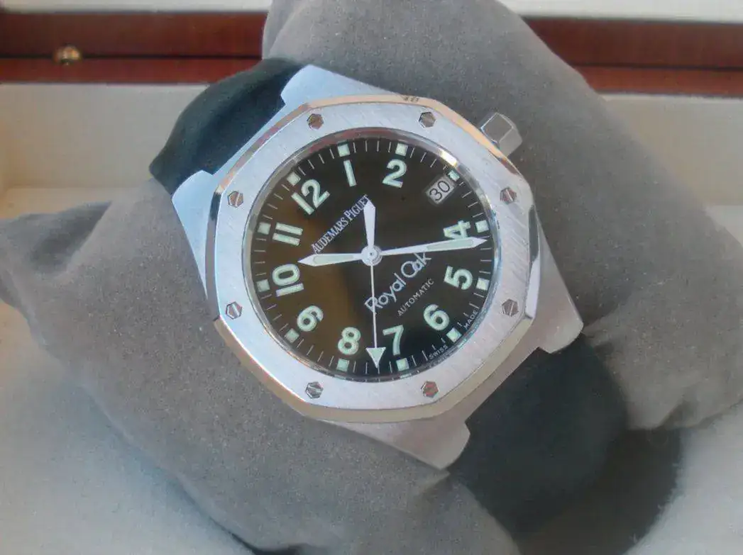 Audemars-Piguet-Royal-Oak-14800st-86.webp