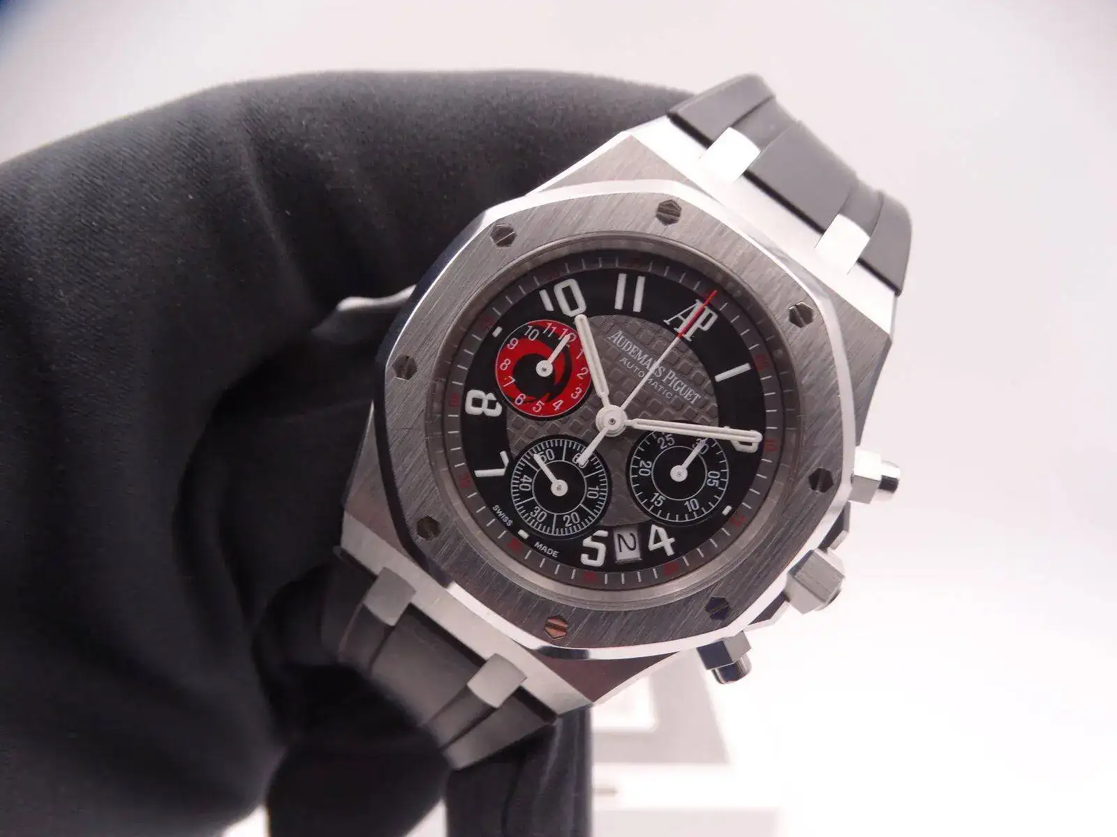 Audemars Piguet Royal Oak City of Sails 30th Anniversary Limited Edition 09282.webp