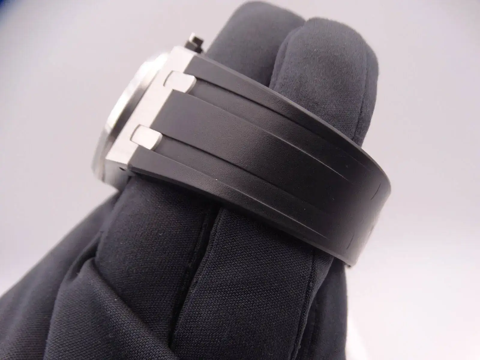 Audemars Piguet Royal Oak City of Sails 30th Anniversary Limited Edition 09286.webp