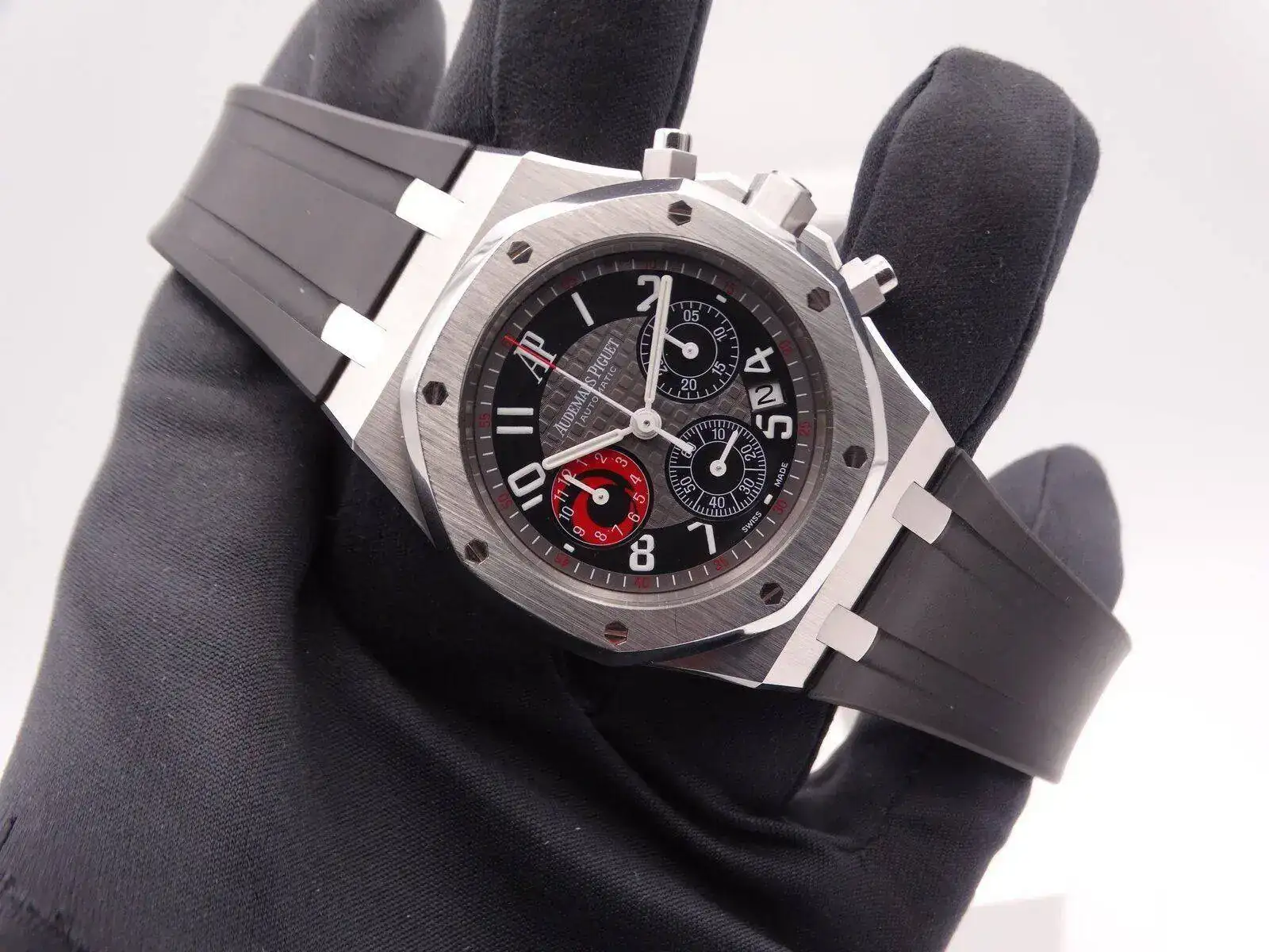 Audemars Piguet Royal Oak City of Sails 30th Anniversary Limited Edition 09296.webp