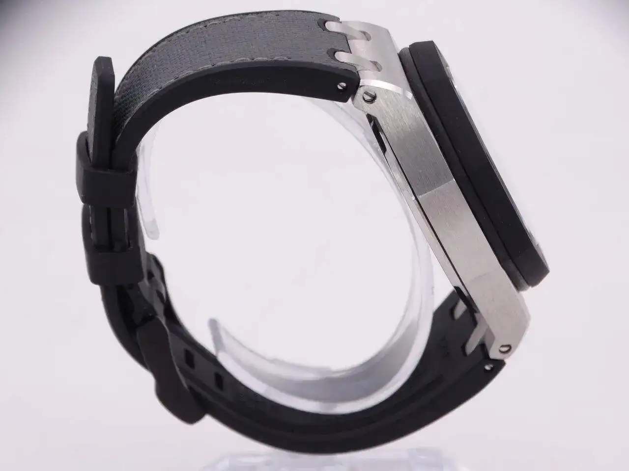 Audemars Piguet Royal Oak Offshore Chronograph Rubberclad 01531.JPG