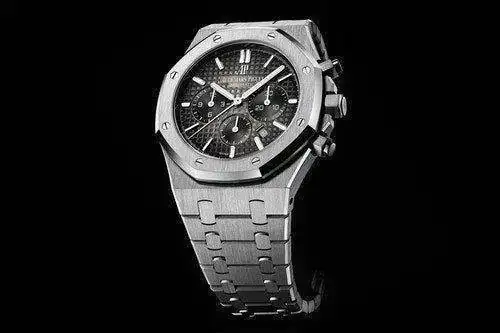 audemars-piguet-royal-oak-platinum-0.webp