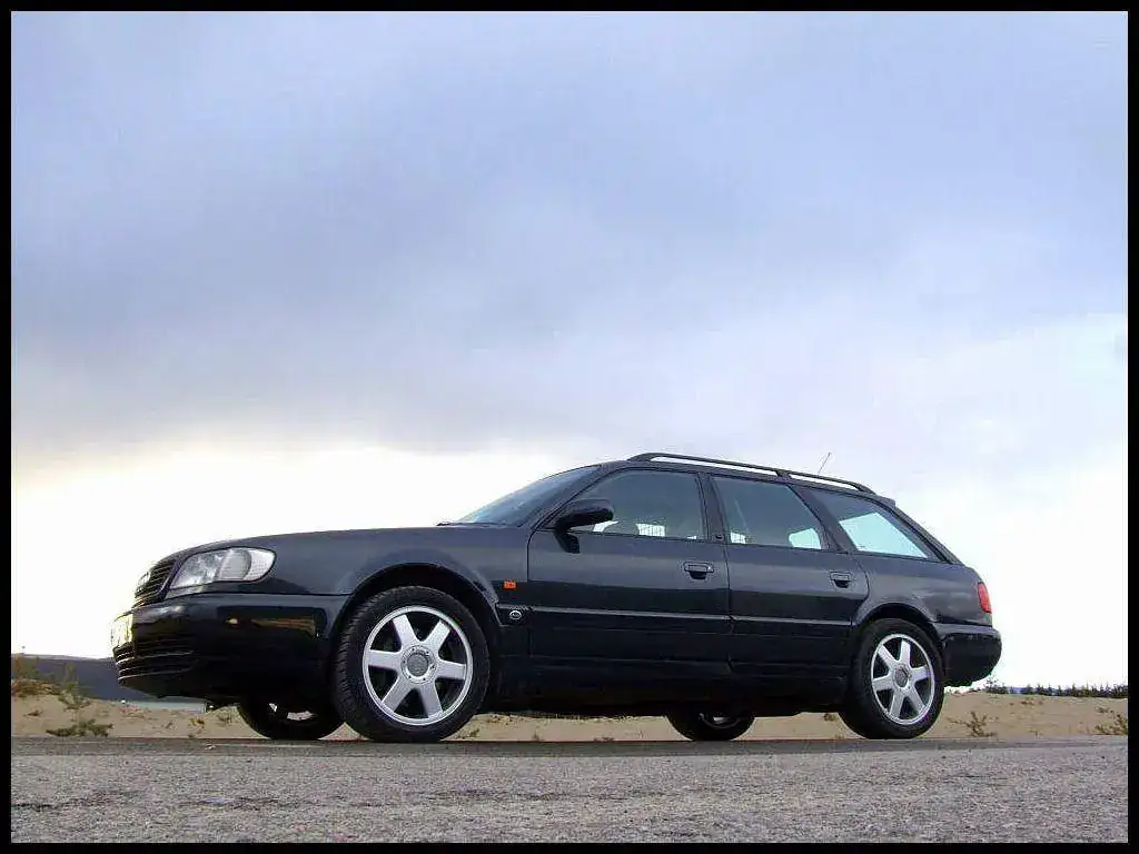audi-s6-plus-05.webp