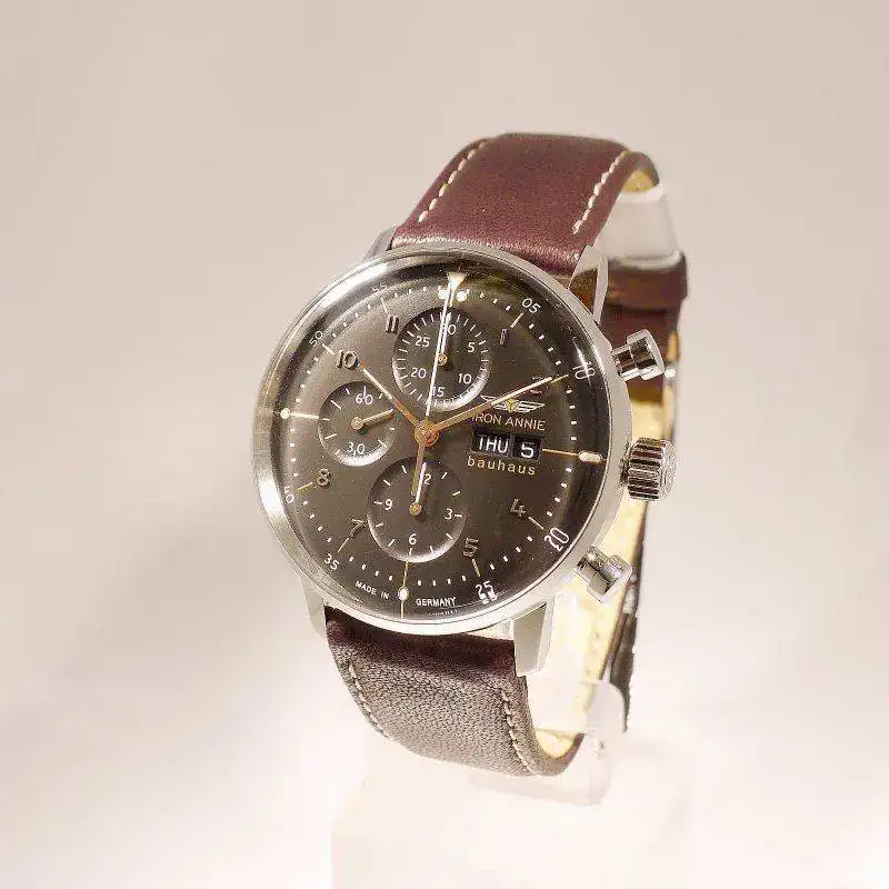auhaus-Automatik-Chronograph-5-ATM-Valjoux-7750_b2.webp