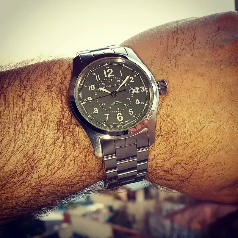 Auto-42mm-100-M-Green-Dial-Cal-H10-Ref-H70605163-1.webp