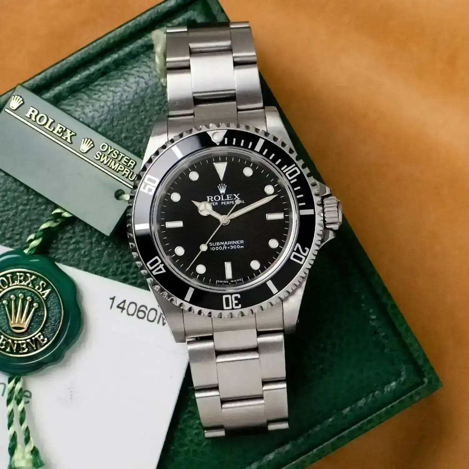 AVW-Rolex-Submariner-14060M-2.jpg.webp