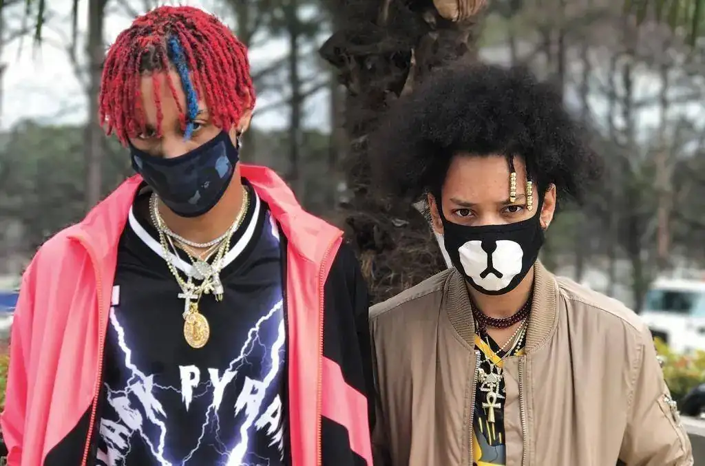 Ayo-and-Teo-press-photo-bb10-Courtesy-of-Ayo-and-Teo-2017-billboard-1548.webp