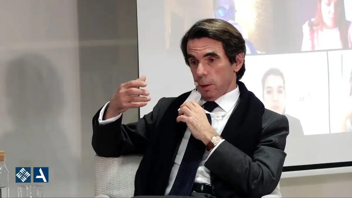 aznar-ve-exagerado-plantear-la-ruptura-de-espana.webp