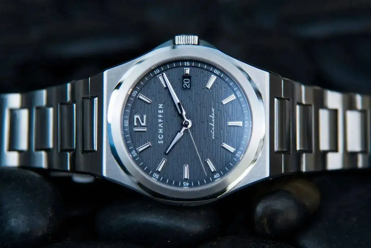 b837b-s65sportwatch-1.webp