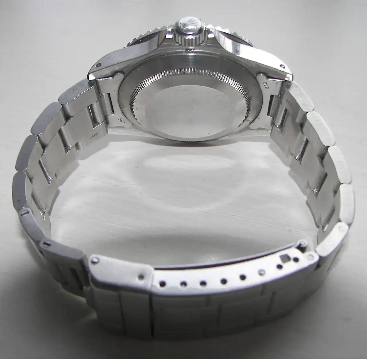 Back_of_Rolex_Submariner_Professional.webp