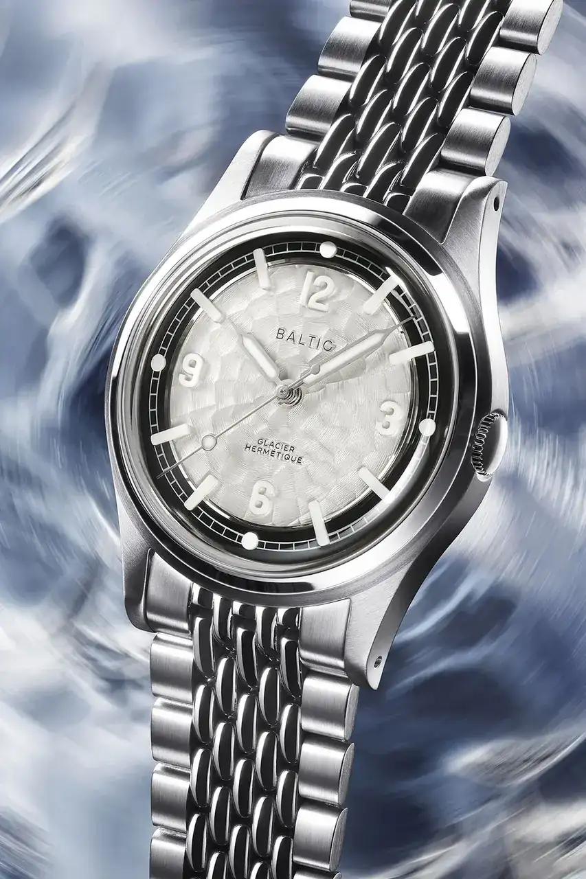 Baltic-Hermetique-Glacier-White-Limited-Edition-1.webp