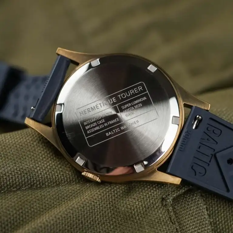 Baltic-Hermetique-Tourer-Bronze-Field-adventure-watch-accessible-review-3-768x768.webp