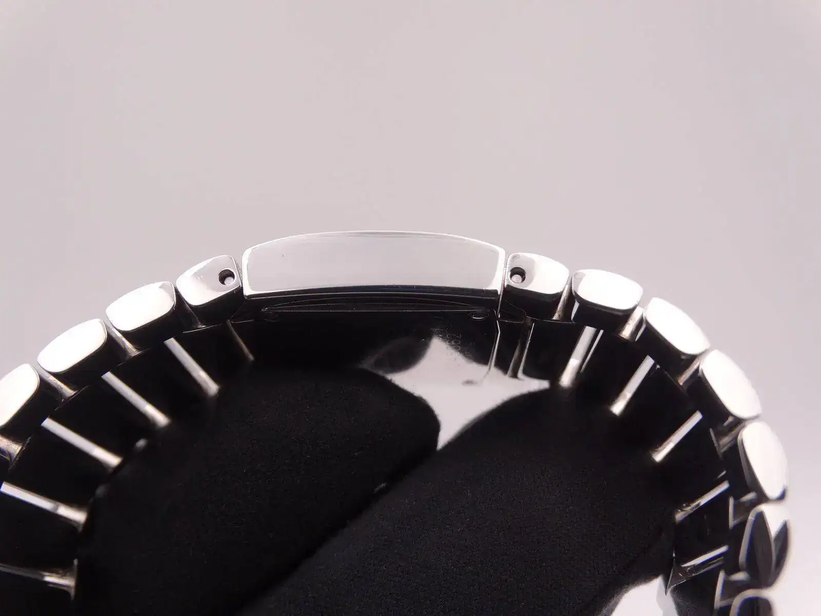 Baume & Mercier Catwalk Diamonds 9090.webp
