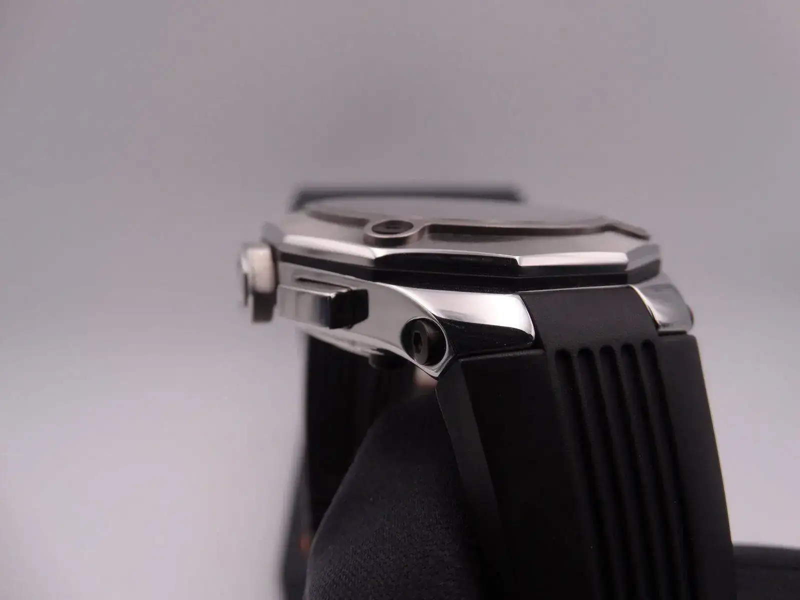 Baume & Mercier Riviera Chronograph 08677.JPG