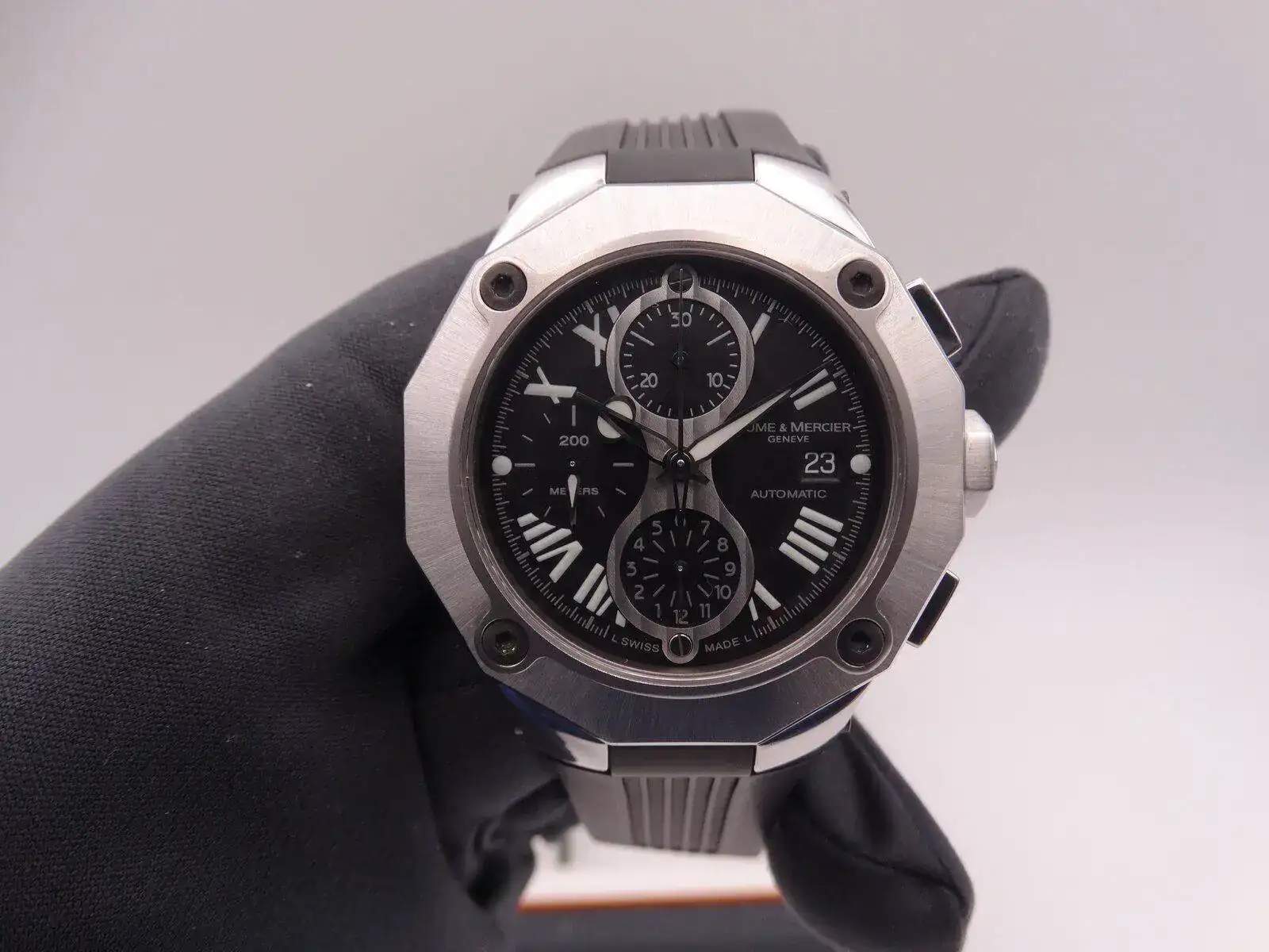 Baume & Mercier Riviera Chronograph 08685.JPG