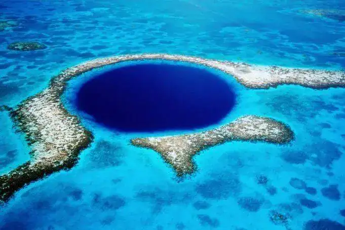 Belize-Blue-Hole.webp