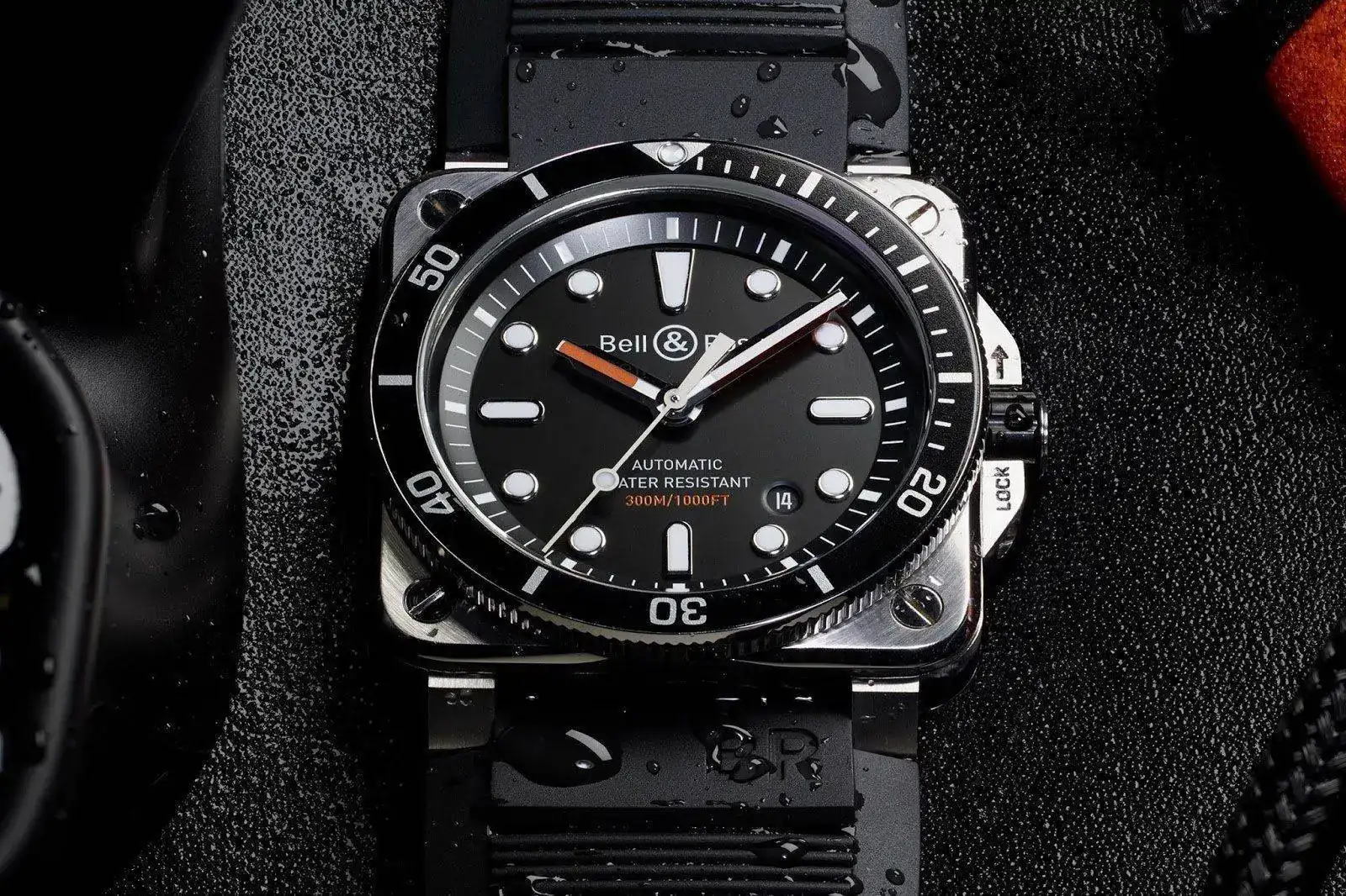 Bell%2B%2526%2BRoss%2BBR03-92%2BDIVER%2B03.webp
