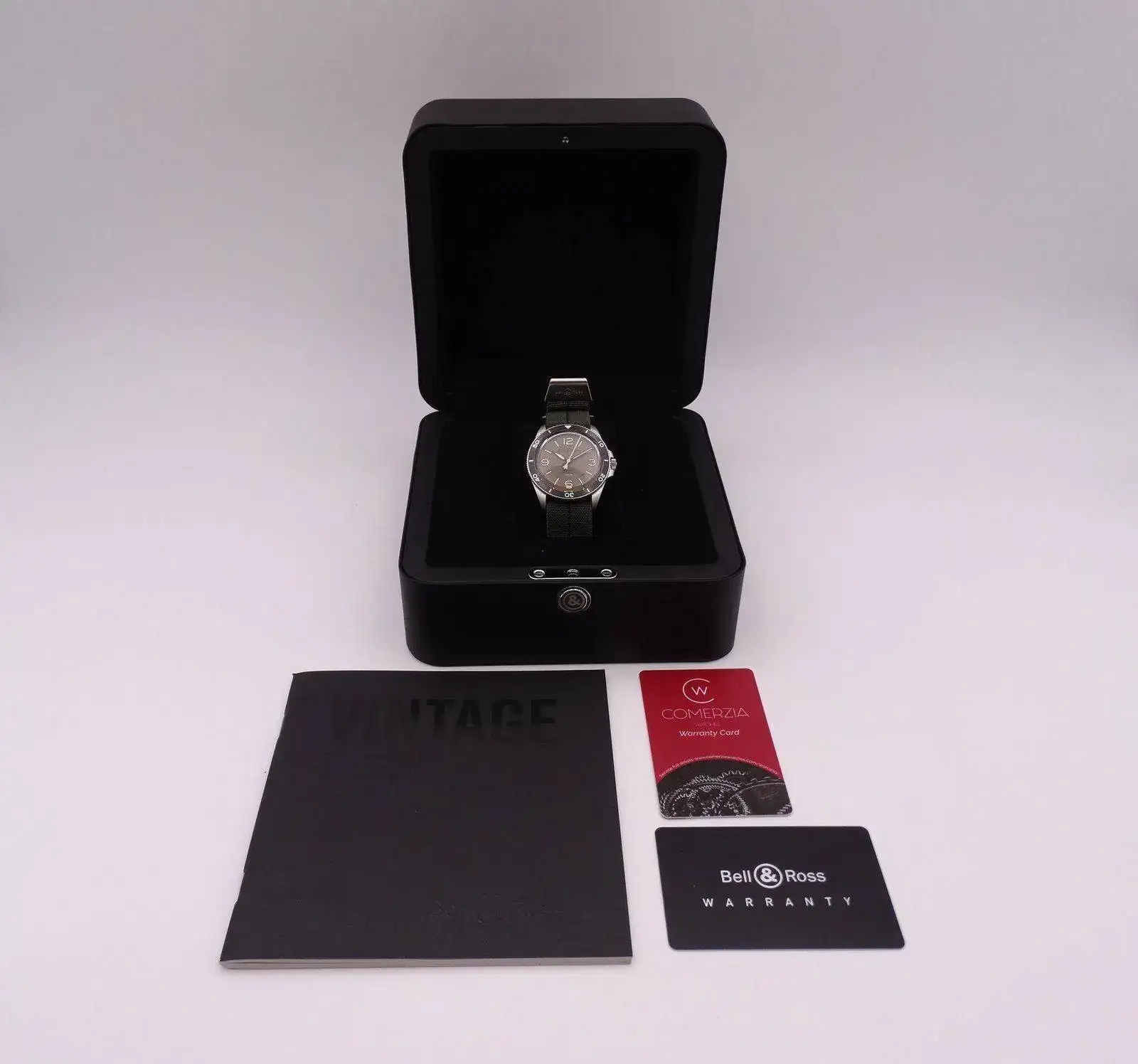 Bell & Ross Military Automatic 02934.webp