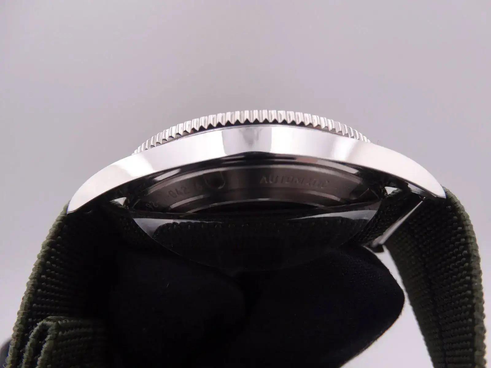 Bell & Ross Military Automatic 02941.webp