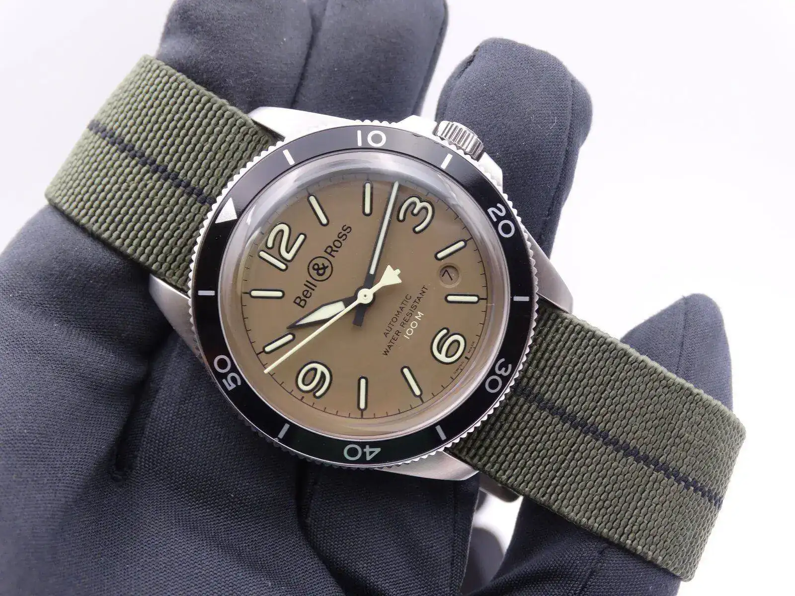 Bell & Ross Military Automatic 02950.webp