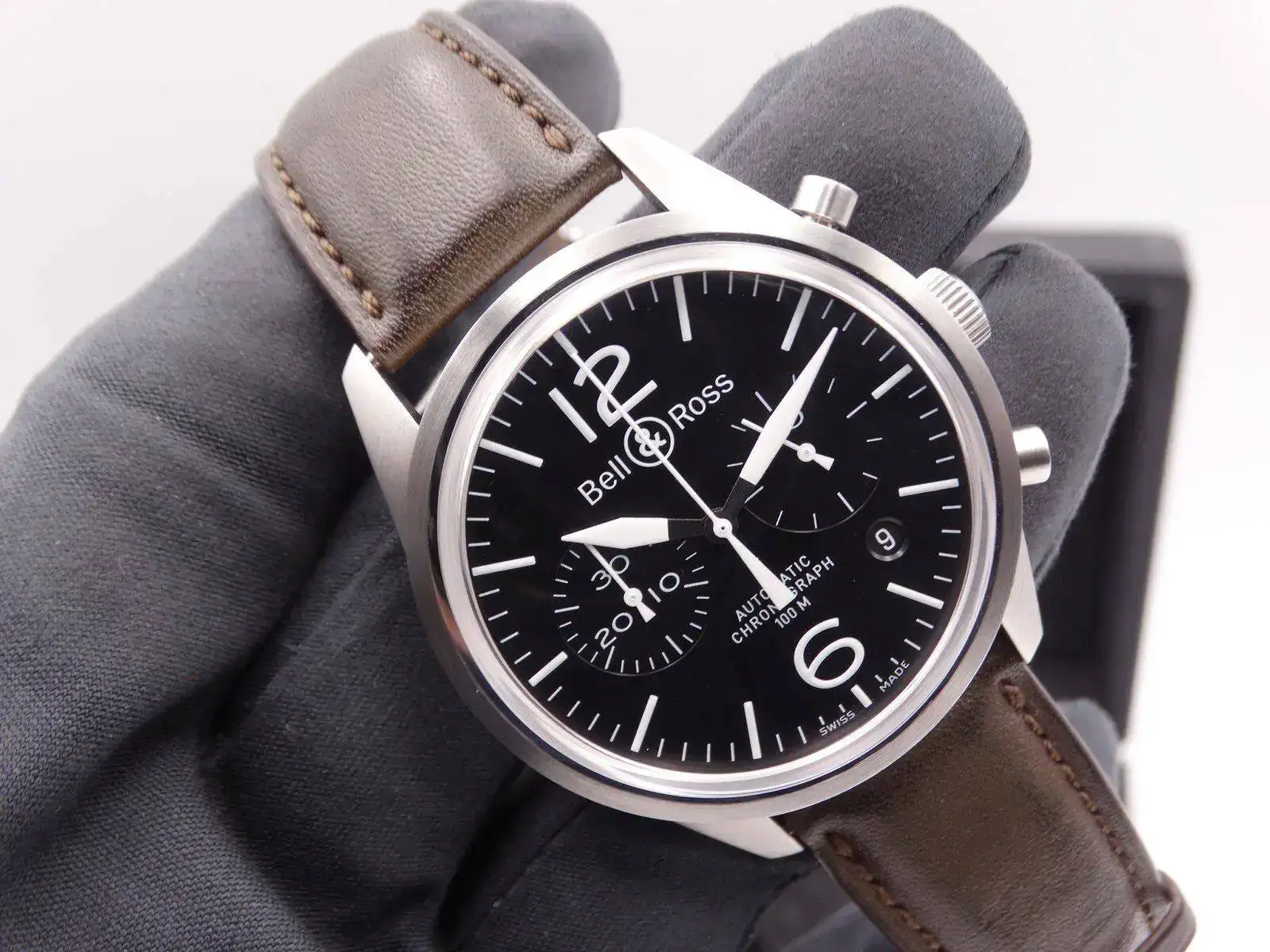 Bell & Ross vintage chronograph 01418.webp