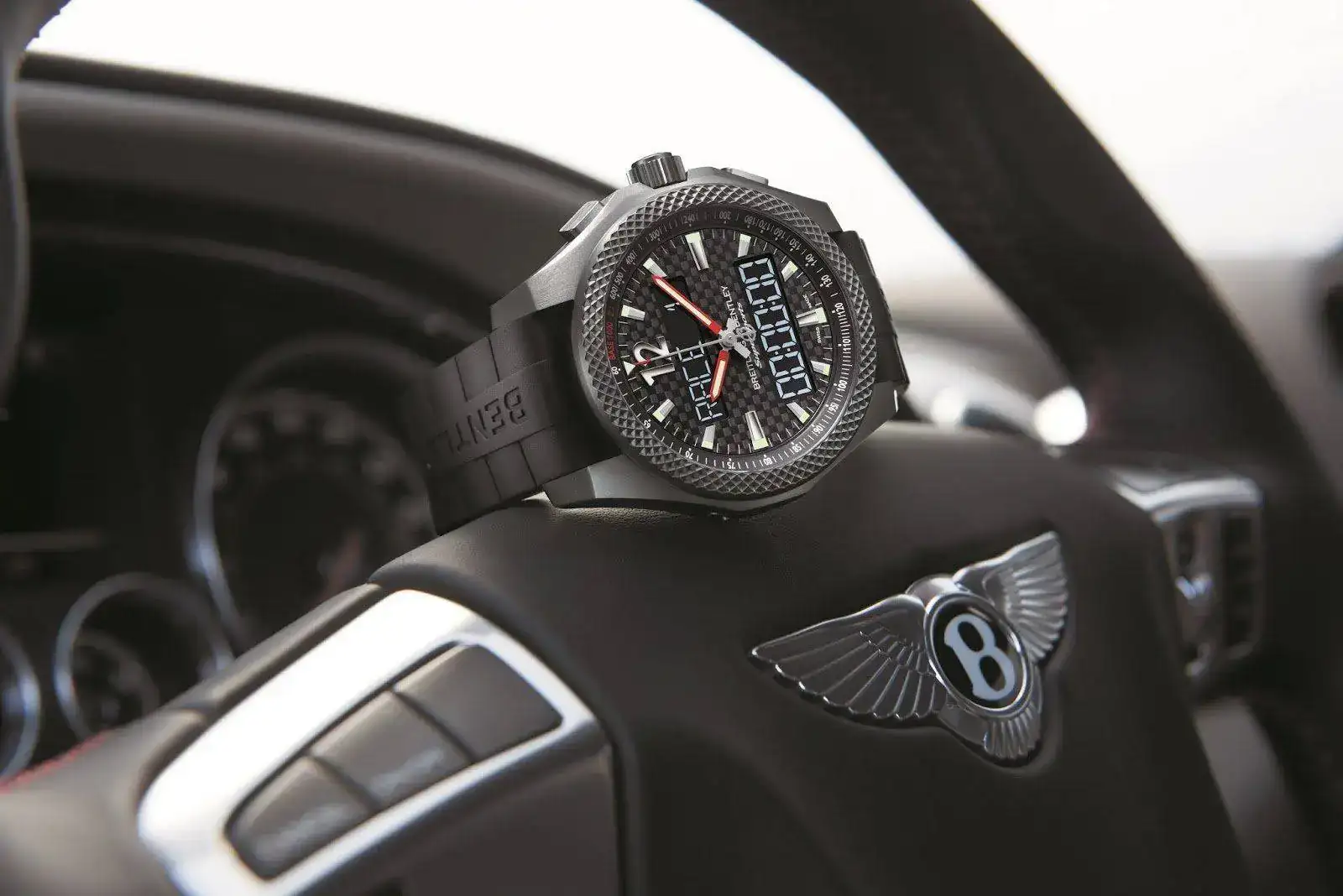 Bentley%2BSupersports%2BB55_02.webp