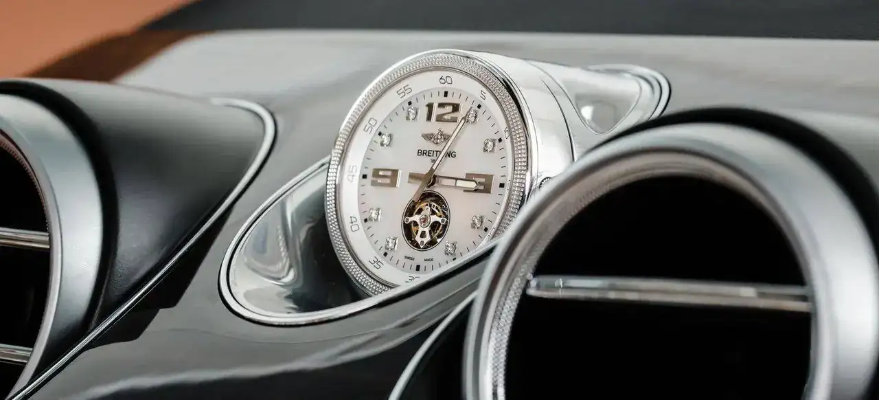 bentley-bentayga-reloj_1440x655c.webp