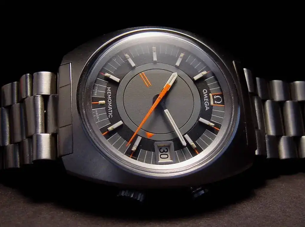 Best-watches-mechanical-alarms.webp