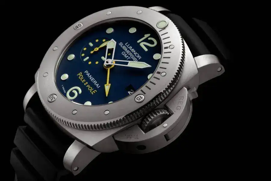 BGMT%2BAutomatic%2BTITANIO%2B47mm%2BPOLE2POLE%2B01.webp